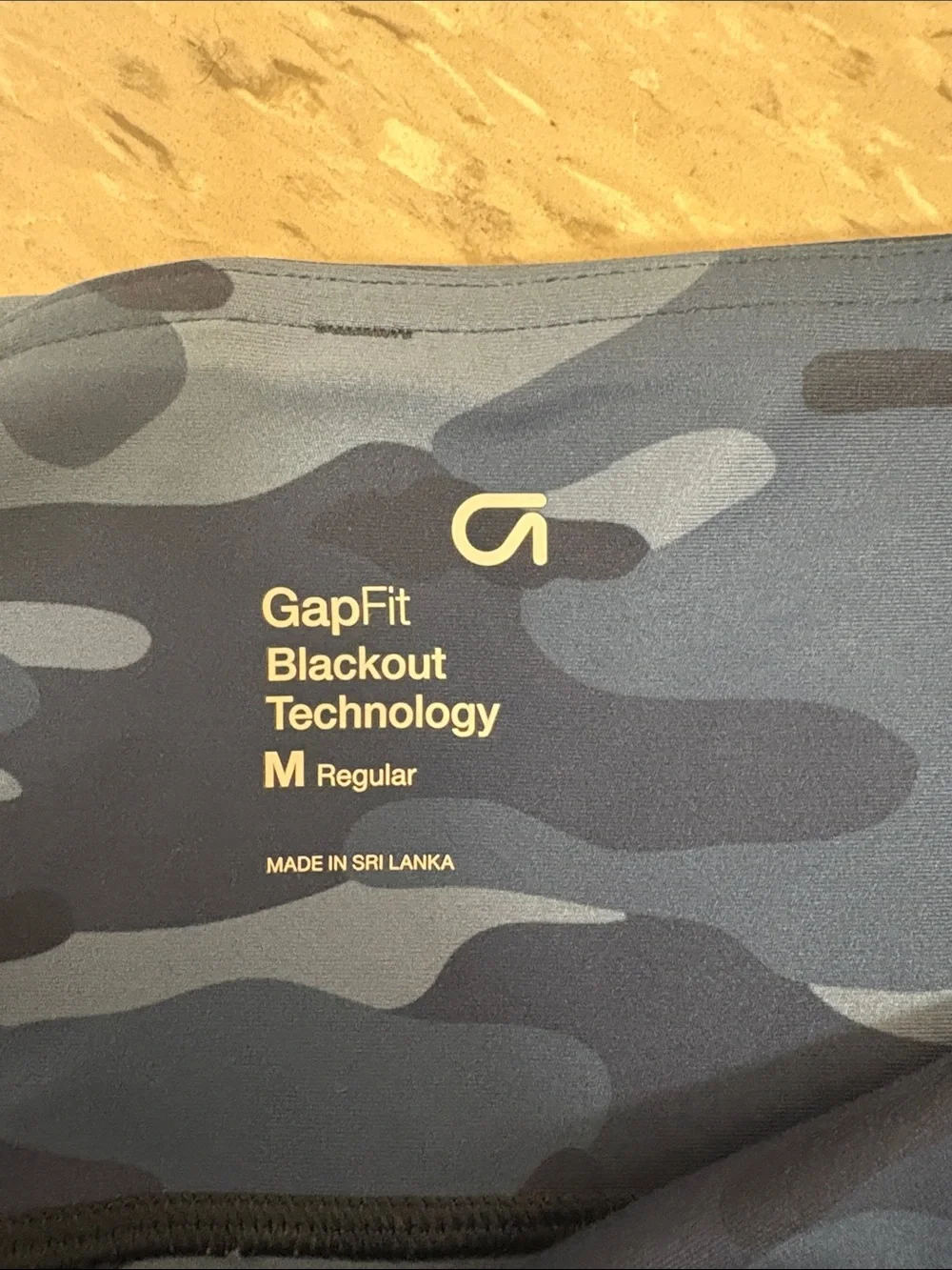 GAP Navy Blue Camo High-Waist Leggings - Picture 2 of 2